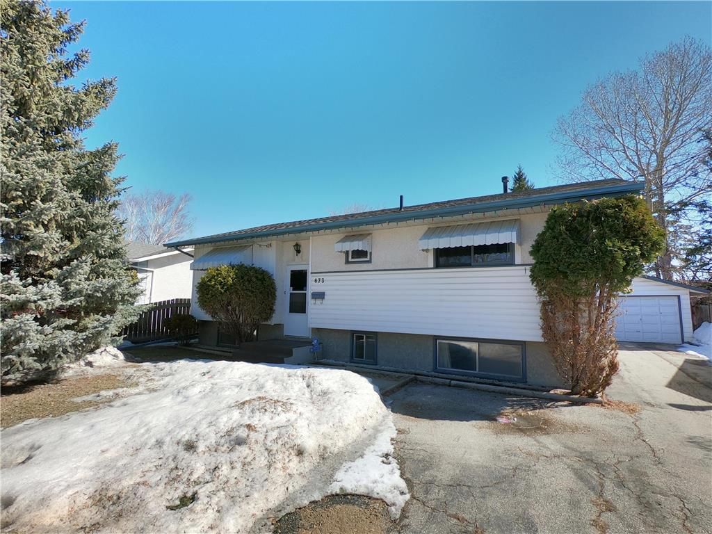 I have sold a property at 673 Elmhurst RD in Winnipeg
